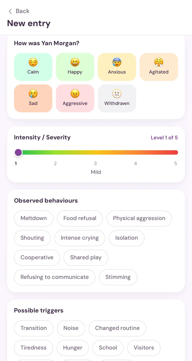 App screen: new entry, with mood, intensity and observed behaviours